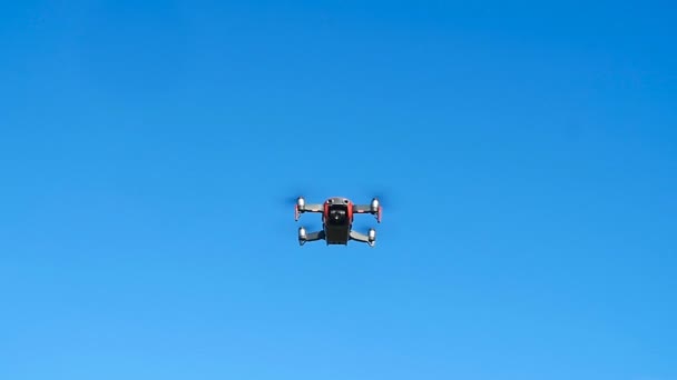 DJI Avata 2 Immersive FPV Drone: Comprehensive Review of First-Person View Flight, 4K Stabilization, and Safe Acrobatic Maneuvering
